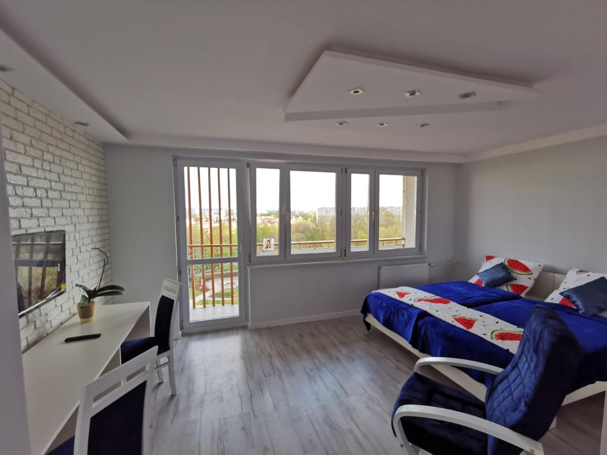 D&t Center View Apartment *